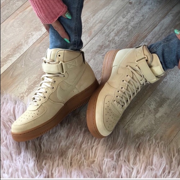 NWT Nike Air Force 1 special edition high top - Picture 3 of 8